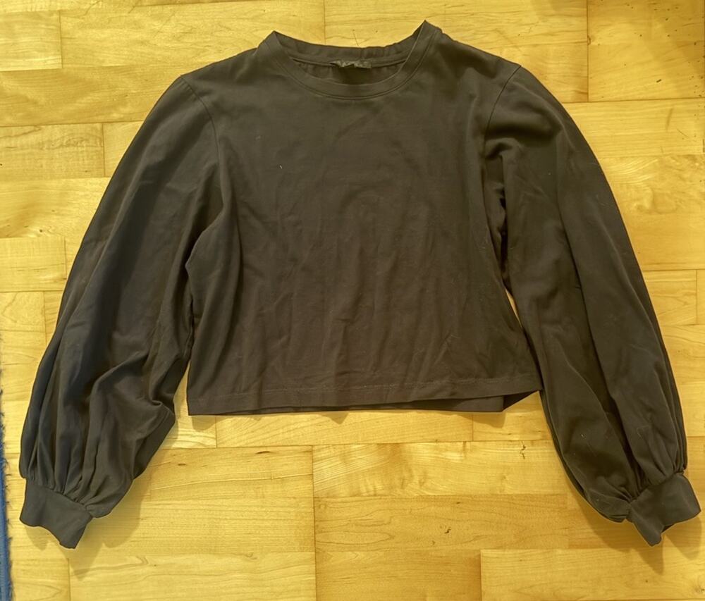 The Range NYC Balloon Long Sleeve Crop Tee Black Revolve XS